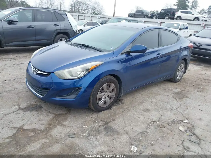 2016 HYUNDAI ELANTRA SE