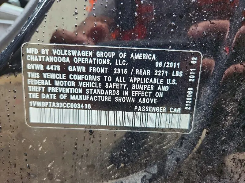 2012 VOLKSWAGEN PASSAT SE  