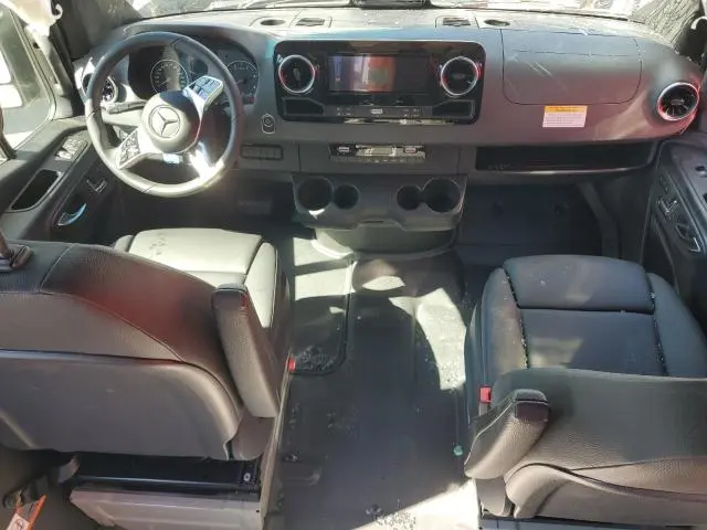 2025 MERCEDES-BENZ SPRINTER 2500  