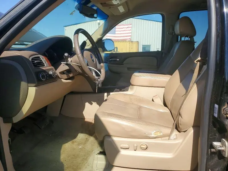 2011 GMC YUKON SLT  