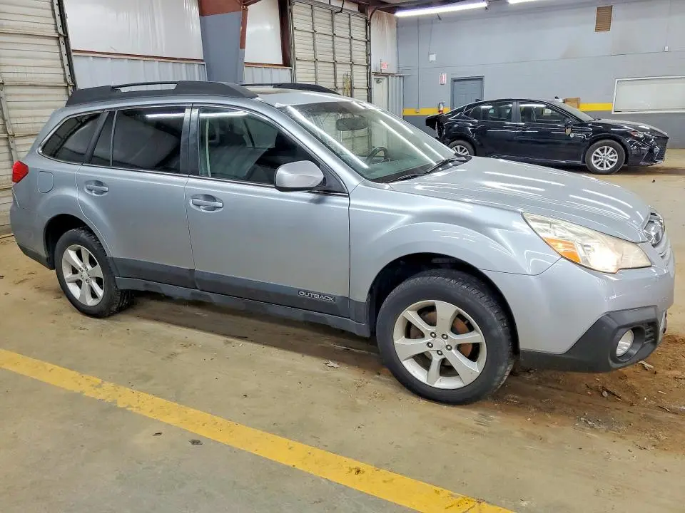 2014 SUBARU OUTBACK   