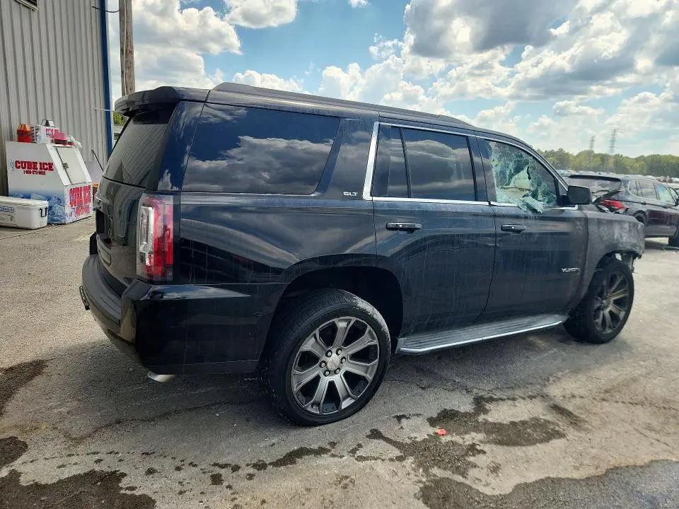 2015 GMC YUKON SLT  