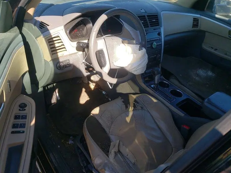 2011 CHEVROLET TRAVERSE LT  