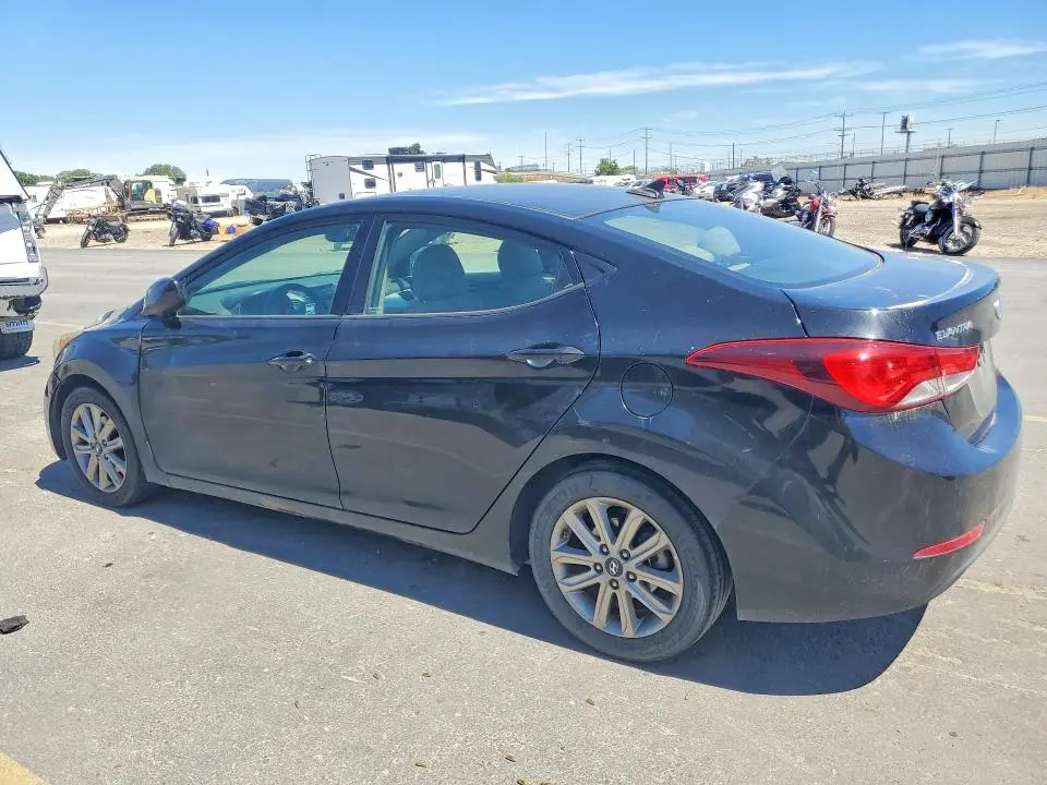 2014 HYUNDAI ELANTRA SE  