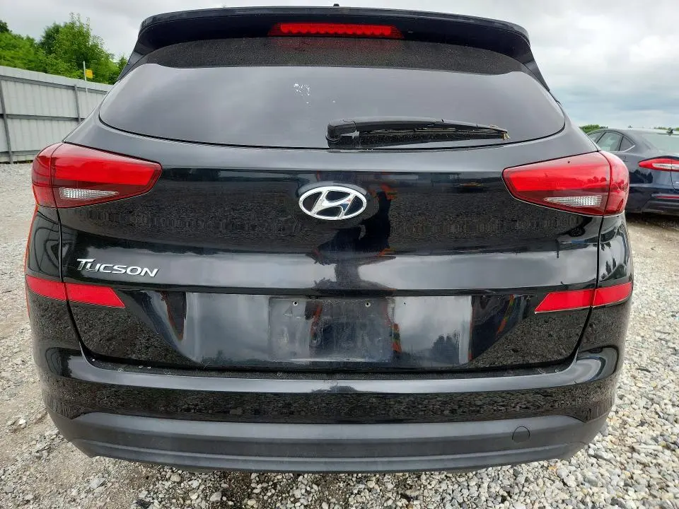 2020 HYUNDAI TUCSON SE  