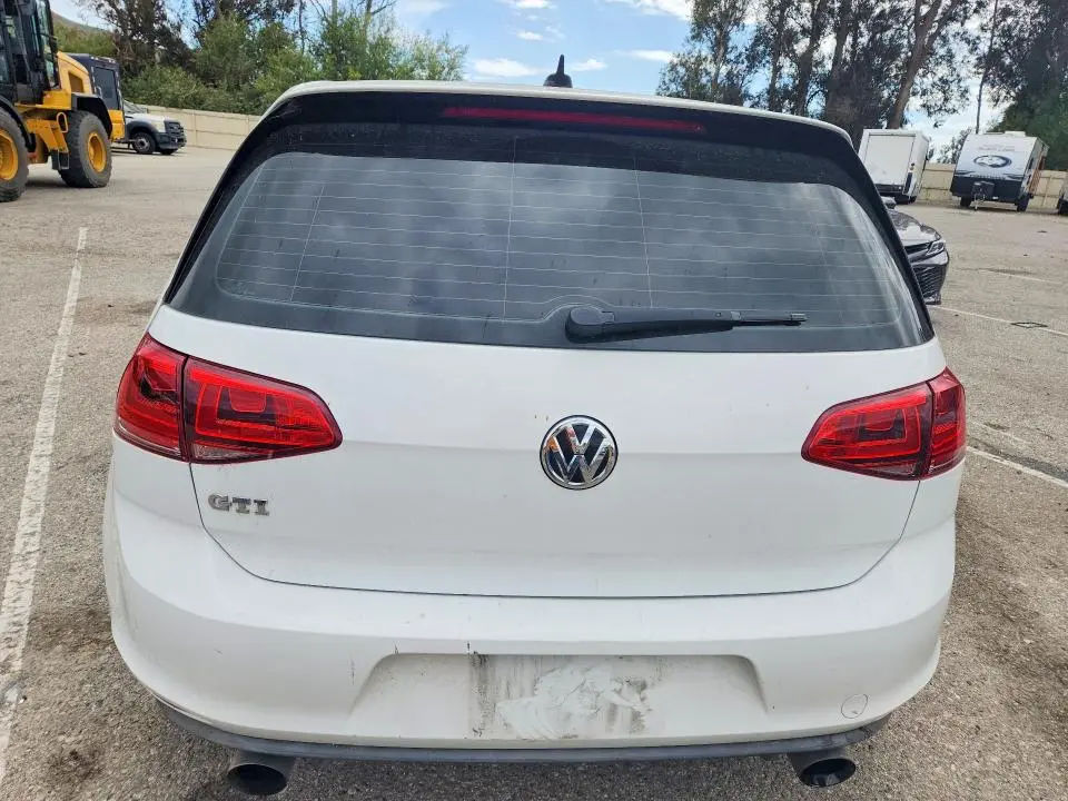 2016 VOLKSWAGEN GTI S  