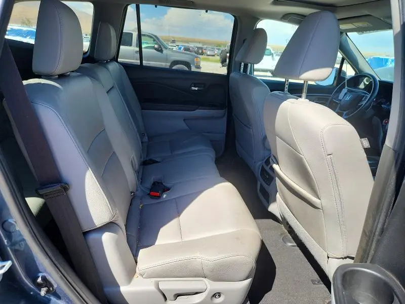 2021 HONDA PILOT SE  