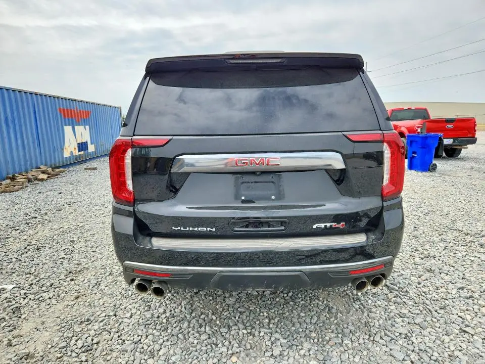 2024 GMC YUKON AT4  