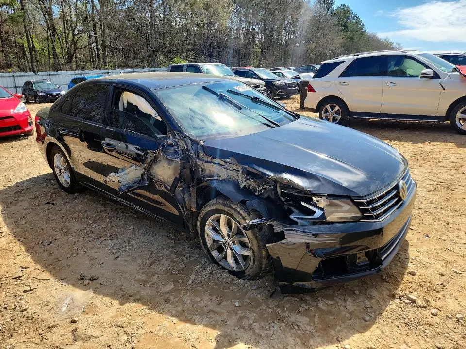 2018 VOLKSWAGEN PASSAT S  