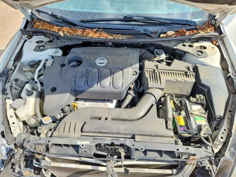 2011 NISSAN ALTIMA S  
