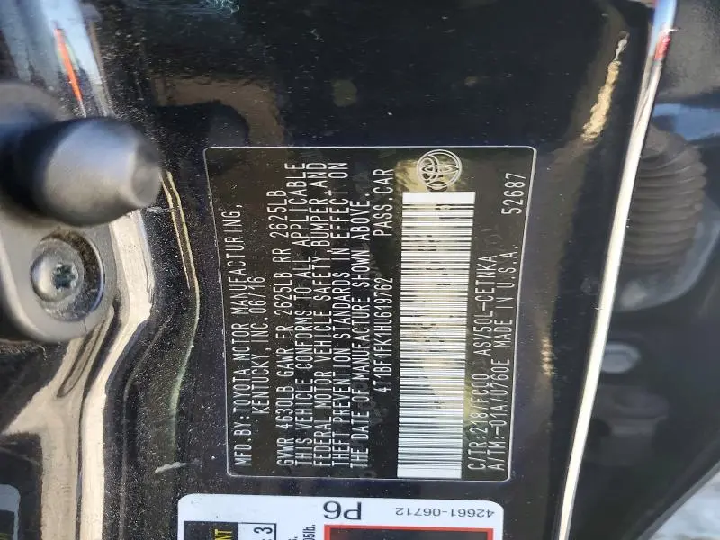 2017 TOYOTA CAMRY LE  