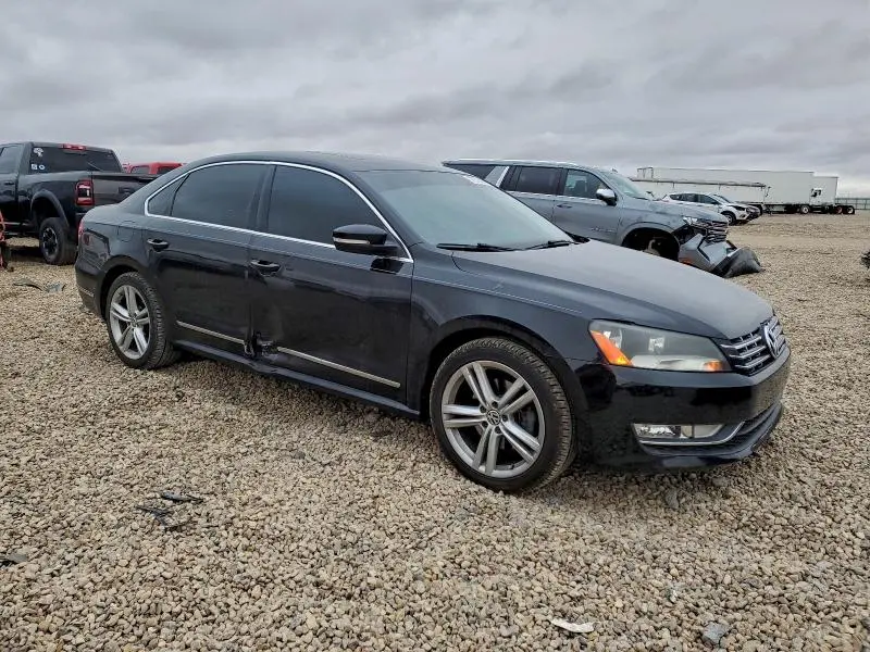 2013 VOLKSWAGEN PASSAT SEL  