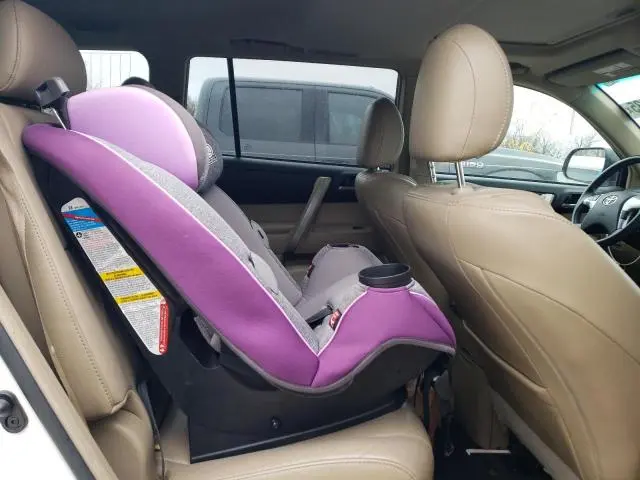 2012 TOYOTA HIGHLANDER BASE  