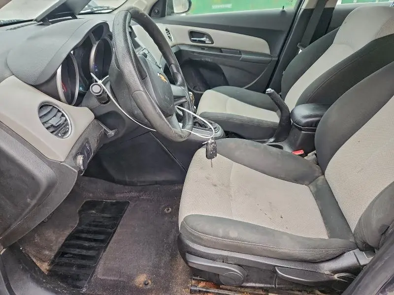2011 CHEVROLET CRUZE LS  