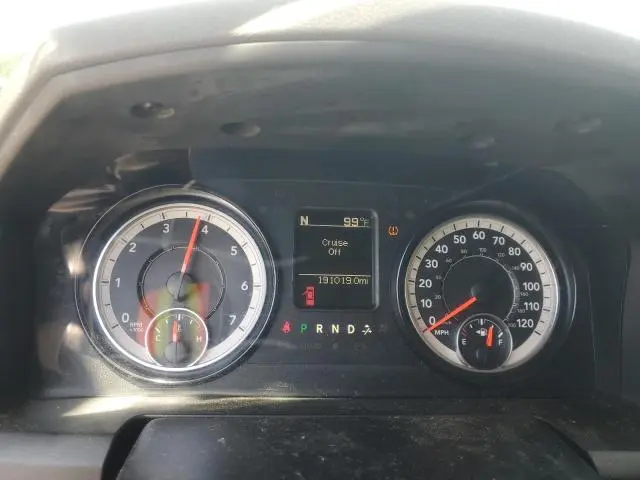 2019 RAM 1500 CLASSIC SLT  