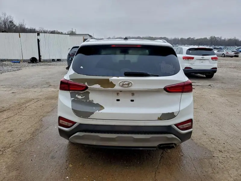 2019 HYUNDAI SANTA FE SE  