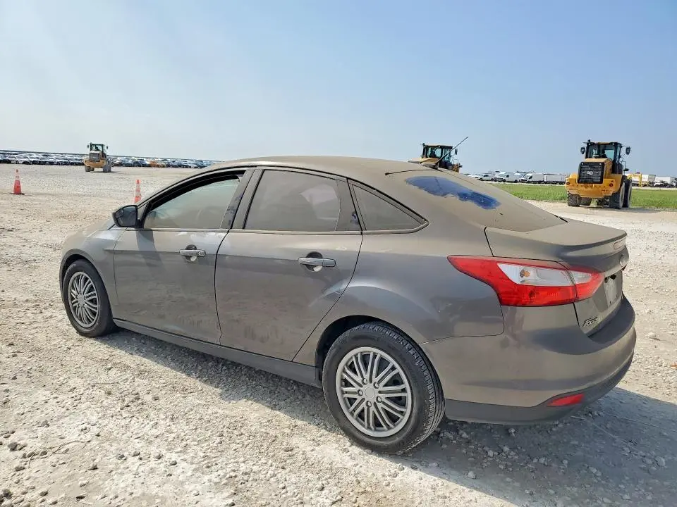 2012 FORD FOCUS SE  