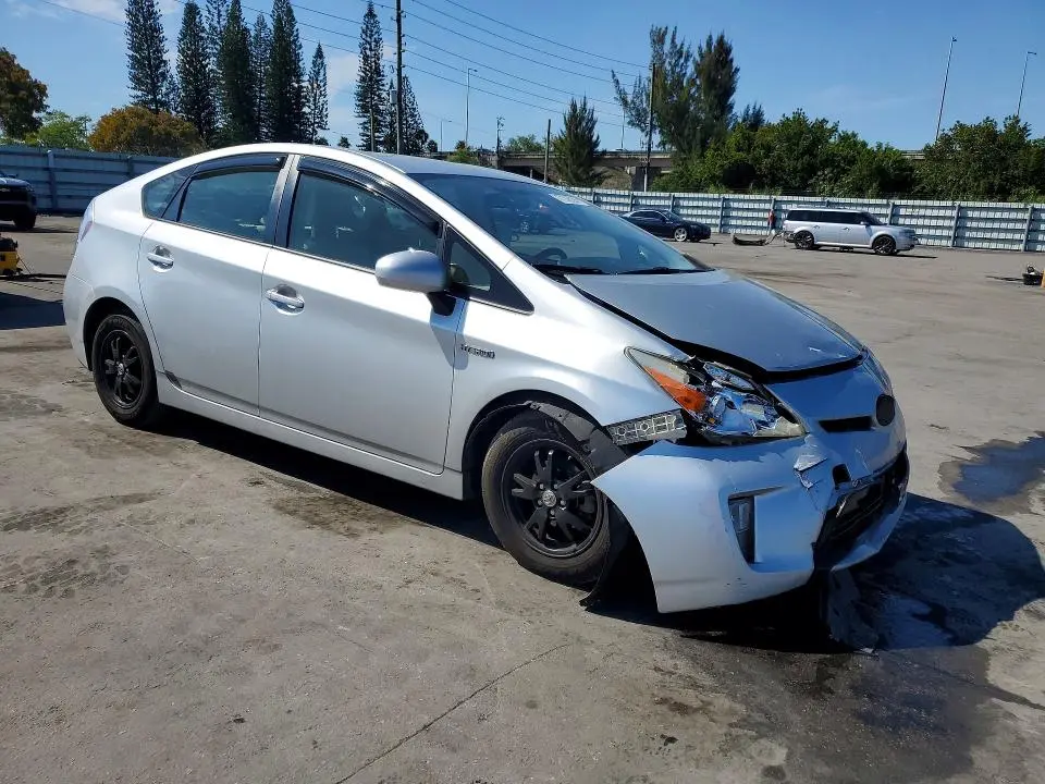 2012 TOYOTA PRIUS TWO  
