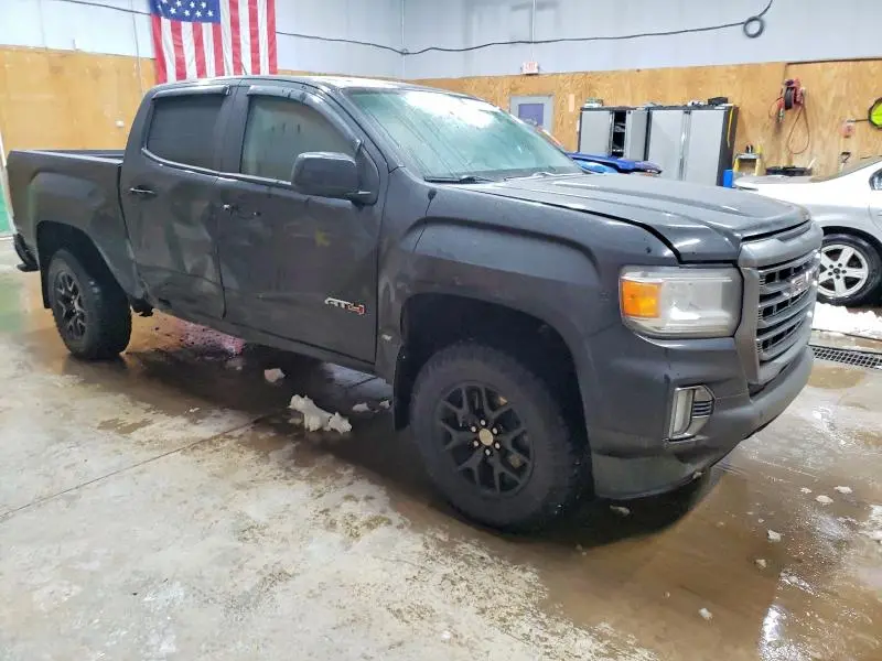 2022 GMC CANYON AT4  