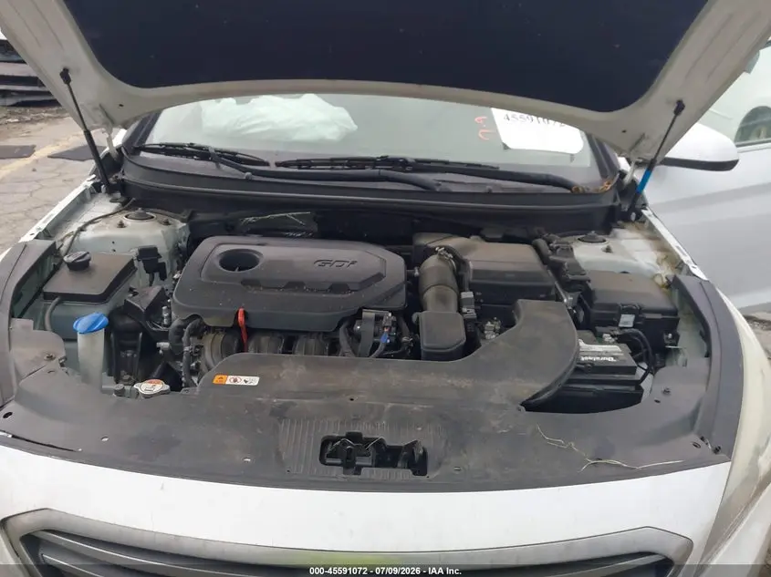 2017 HYUNDAI SONATA SE