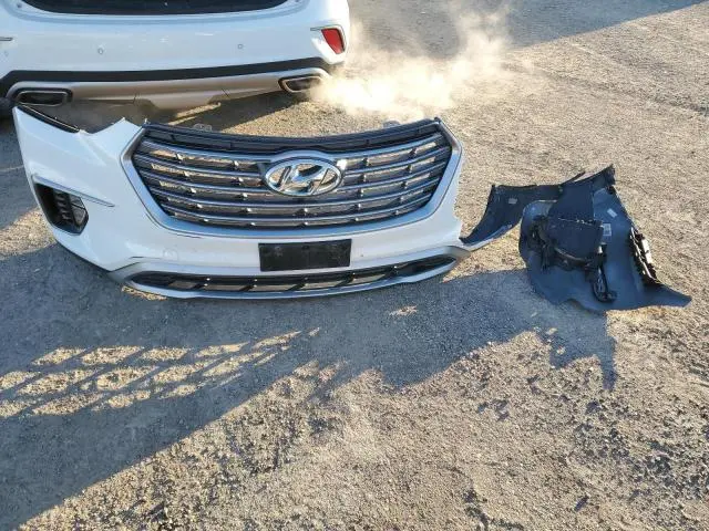 2018 HYUNDAI SANTA FE SE