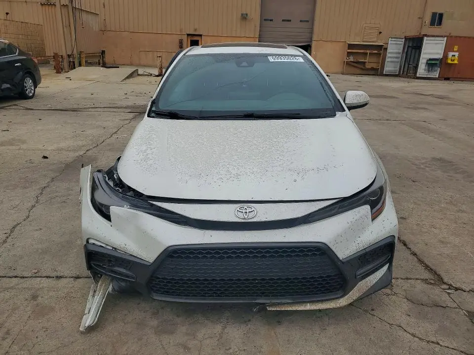 2020 TOYOTA COROLLA SE  