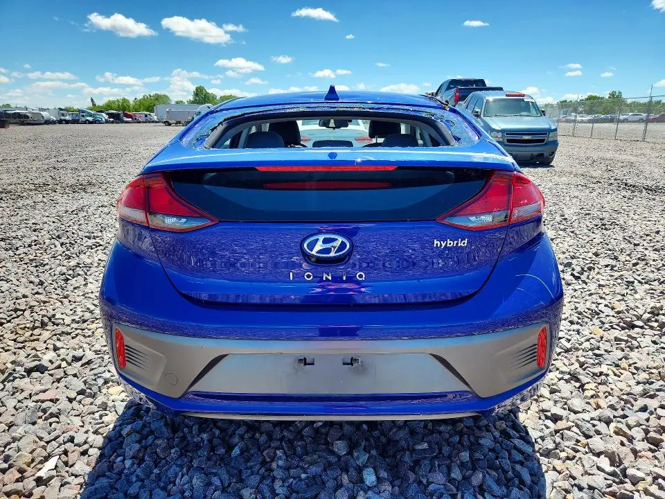 2022 HYUNDAI IONIQ SE  