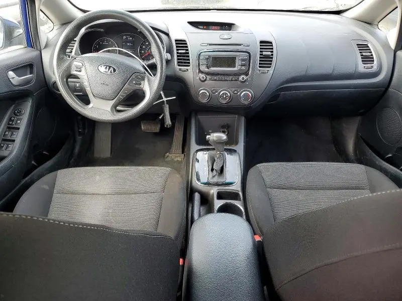 2017 KIA FORTE LX  
