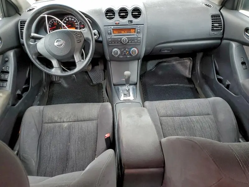 2010 NISSAN ALTIMA BASE  