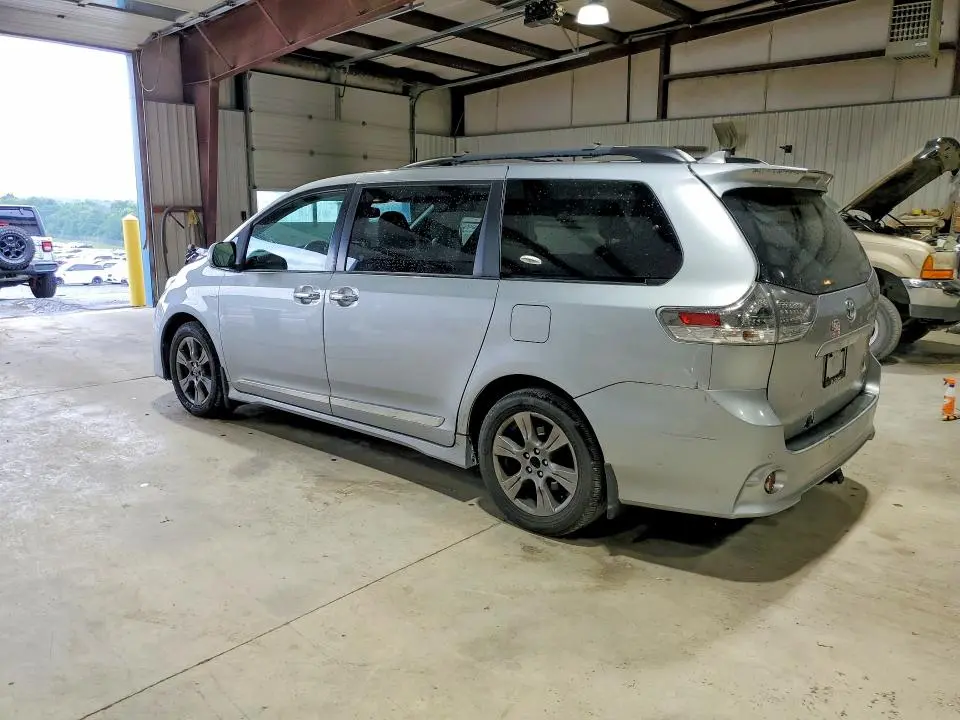 2020 TOYOTA SIENNA SE 7-PASSENGER  