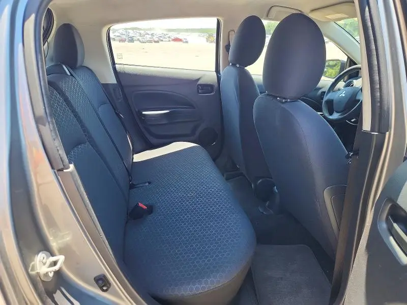 2015 MITSUBISHI MIRAGE DE  