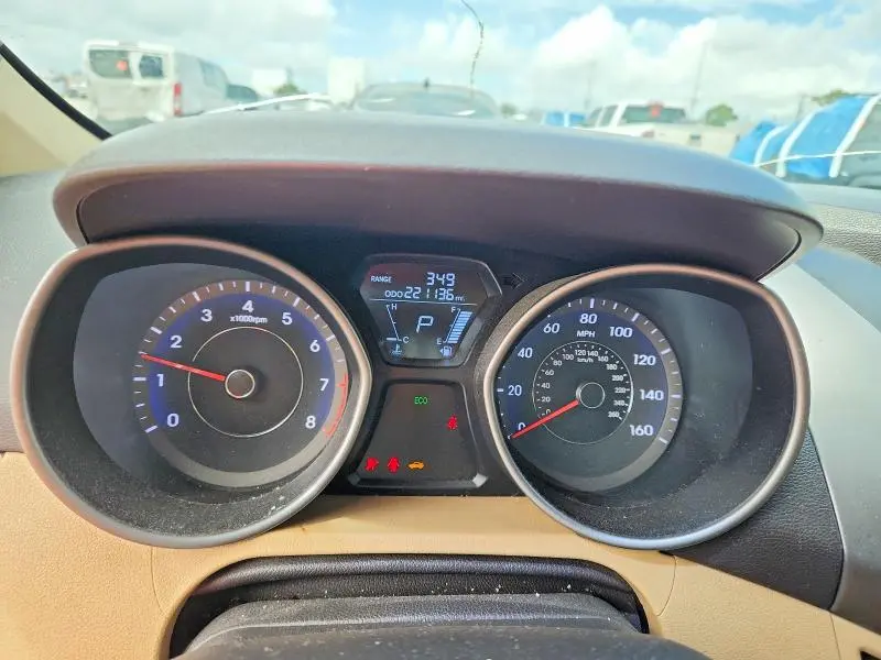 2013 HYUNDAI ELANTRA GLS  