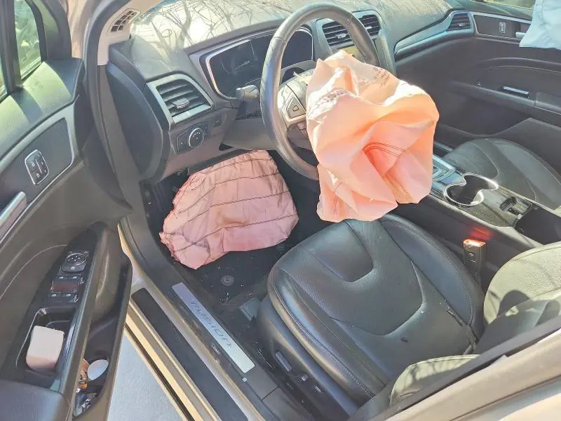 2015 FORD FUSION TITANIUM  