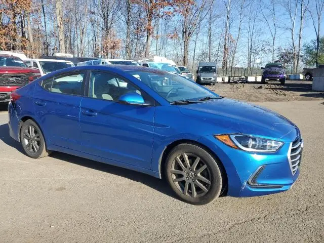 2017 HYUNDAI ELANTRA SE  