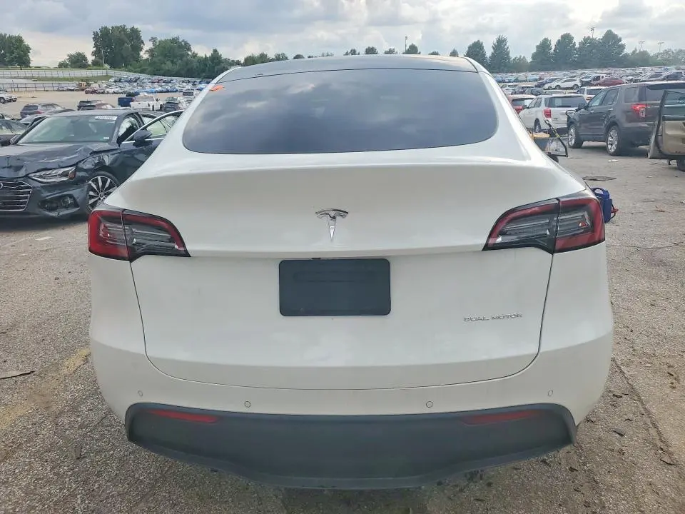 2021 TESLA MODEL Y   