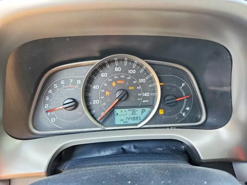2013 TOYOTA RAV4 LE  