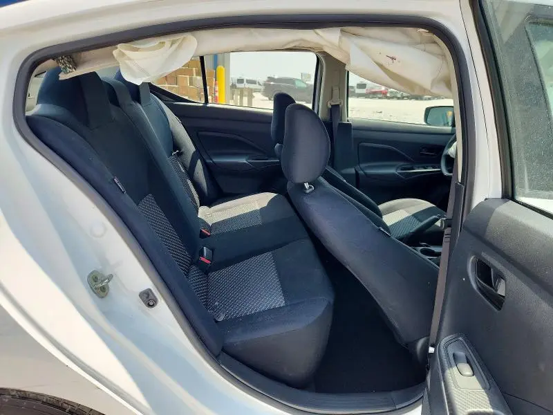 2024 NISSAN VERSA S  