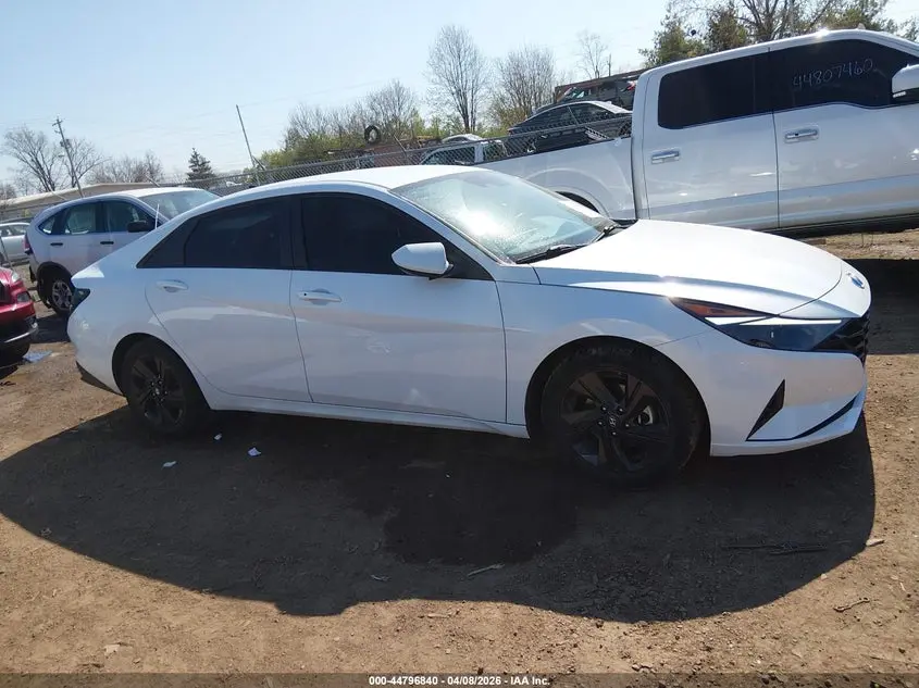 2021 HYUNDAI ELANTRA SEL