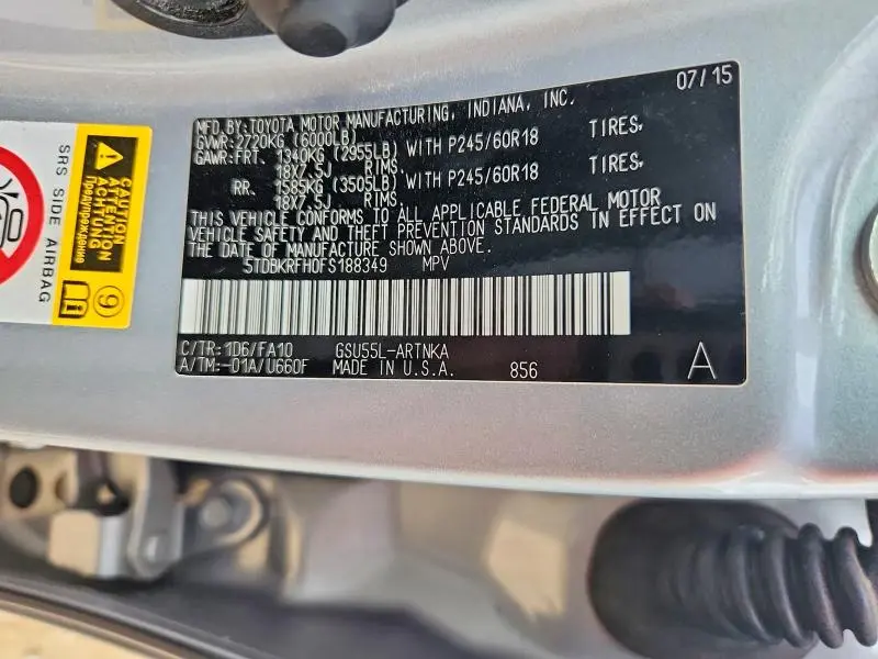 2015 TOYOTA HIGHLANDER LE  