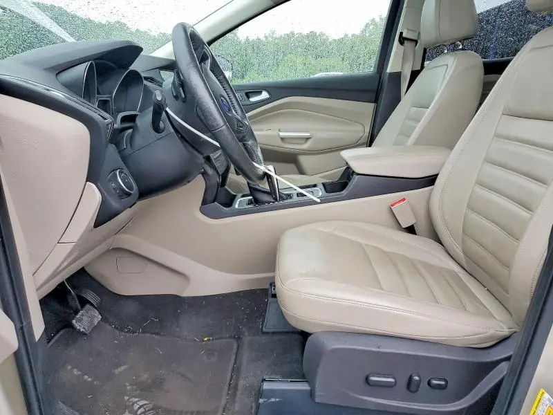 2017 FORD ESCAPE TITANIUM  