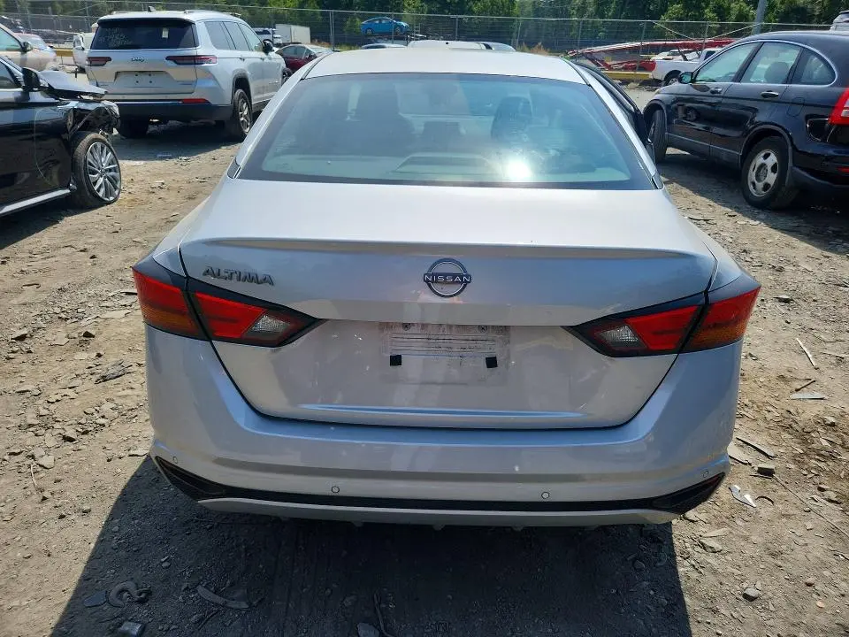 2023 NISSAN ALTIMA S  
