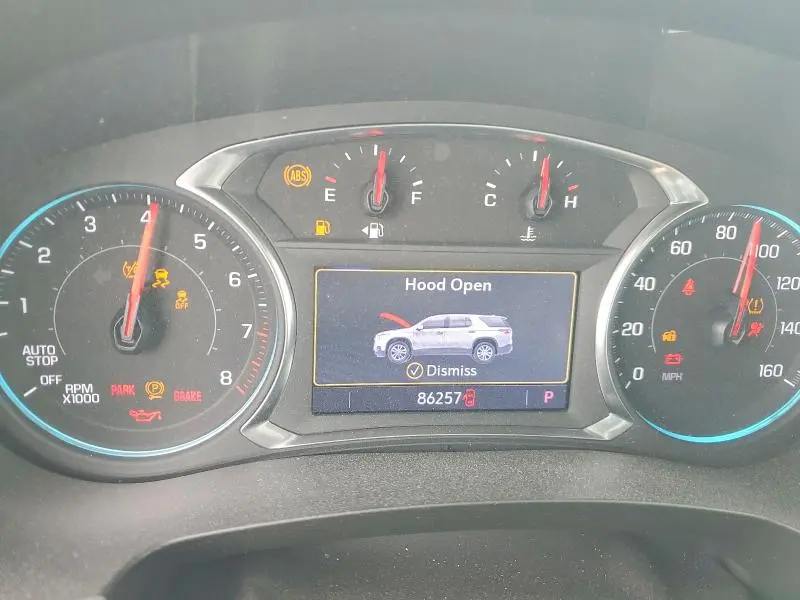 2022 CHEVROLET TRAVERSE LT  