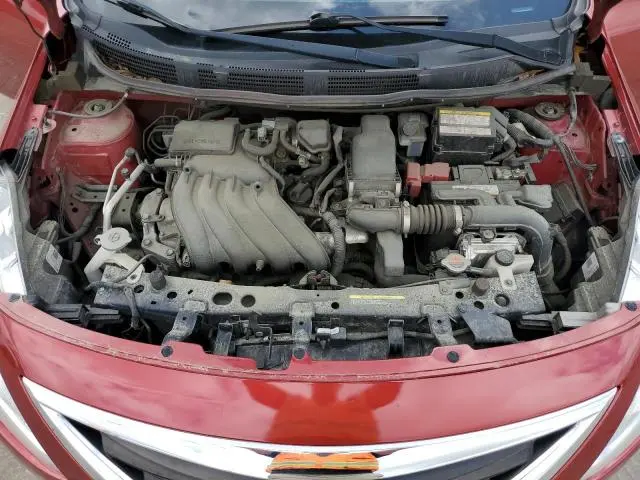 2019 NISSAN VERSA S