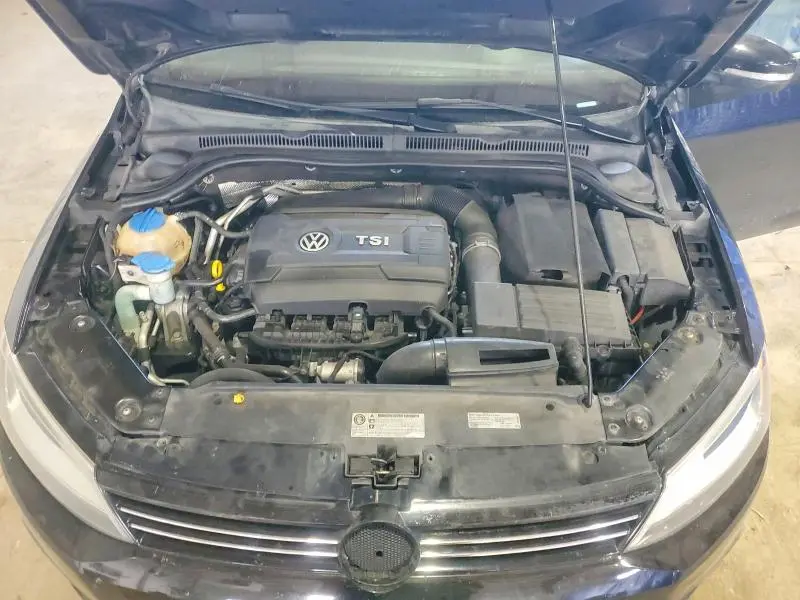 2014 VOLKSWAGEN JETTA SE  