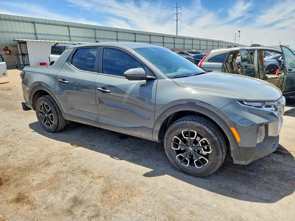2024 HYUNDAI SANTA CRUZ SE  