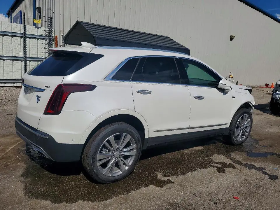 2025 CADILLAC XT5 PREMIUM LUXURY  
