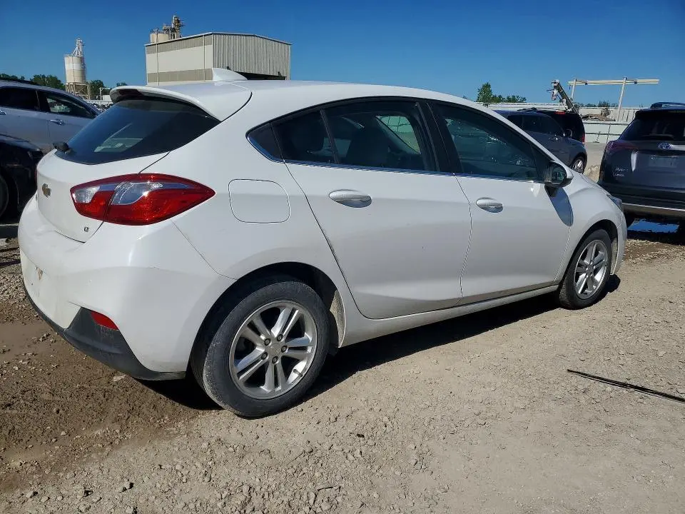 2018 CHEVROLET CRUZE   