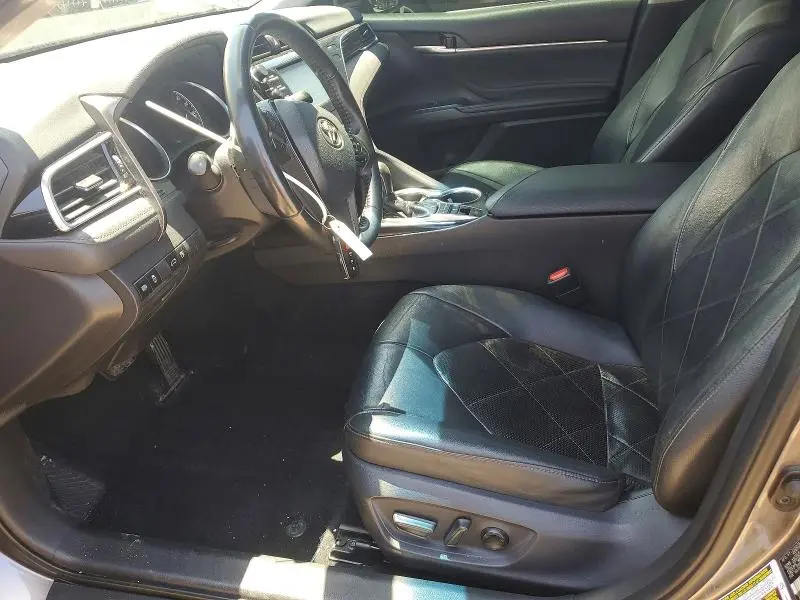 2018 TOYOTA CAMRY XLE  