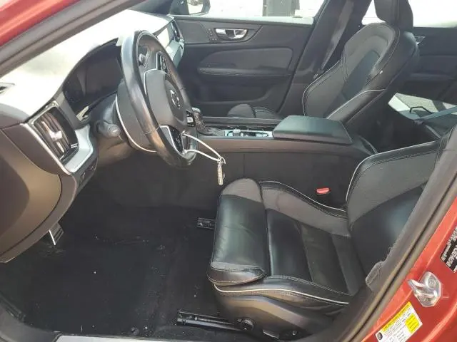 2019 VOLVO S60 T5 R-DESIGN  