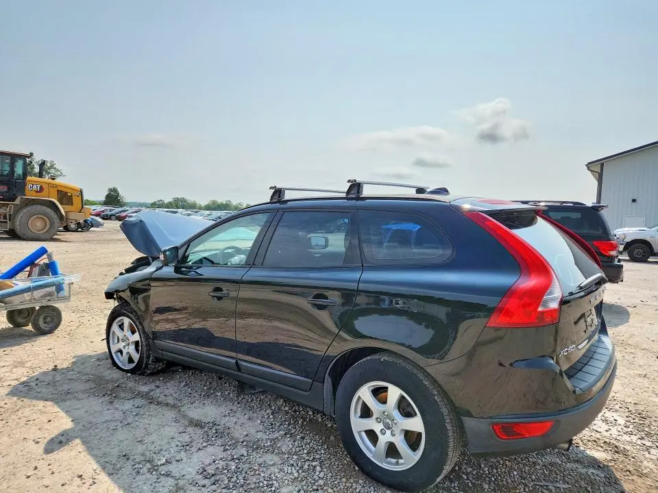 2011 VOLVO XC60 3.2  